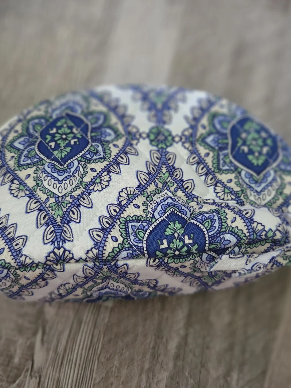 Bath & Body Works X Vera Bradley Blue Paisley Comestic Travel Bag 4PC Gift Set - Picture 5 of 16